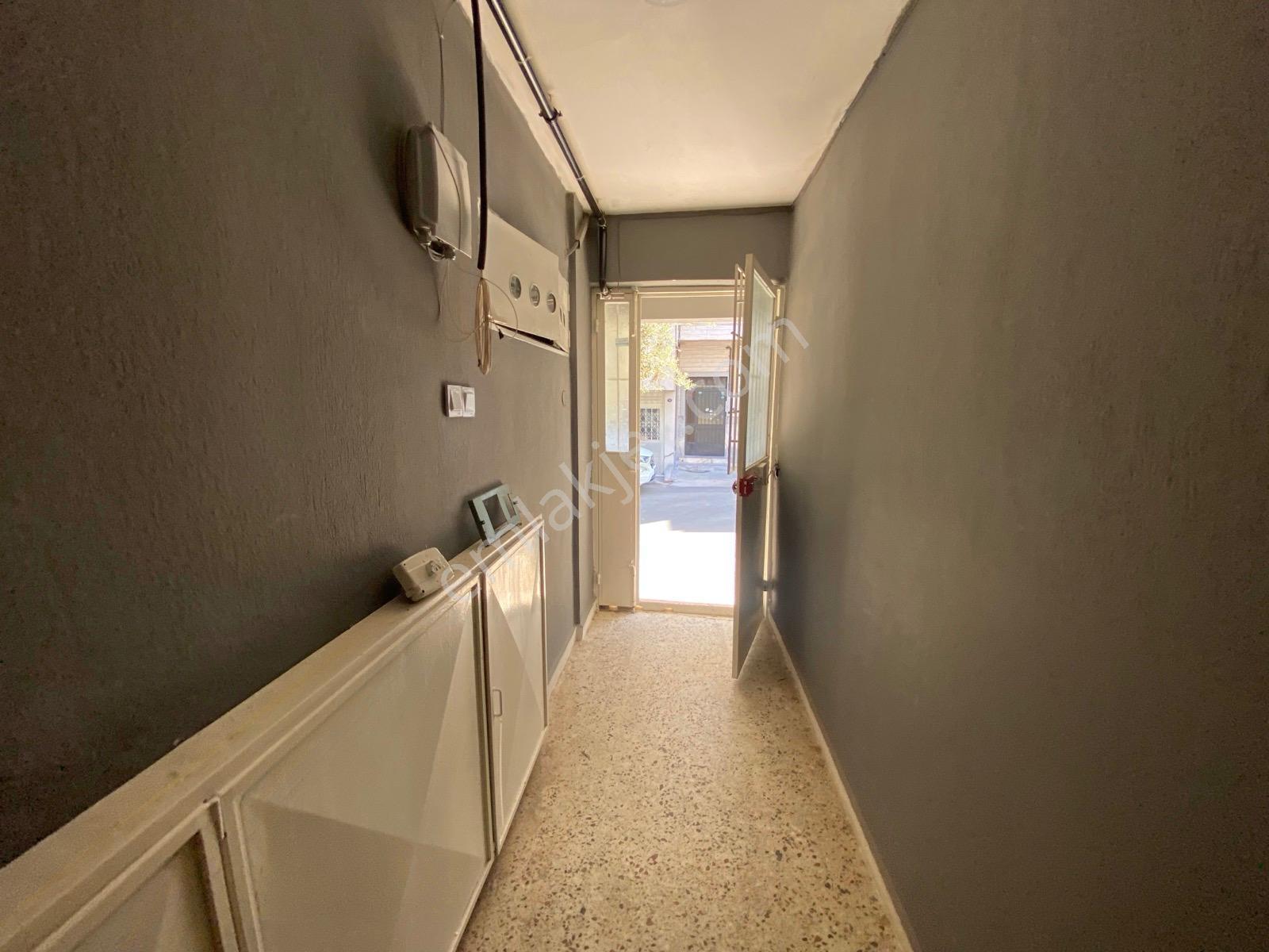 Akalından Bozyaka Ssk Yakını 3 Katlı 428 Taban M2 Satılık Bina — fotoğraf 32