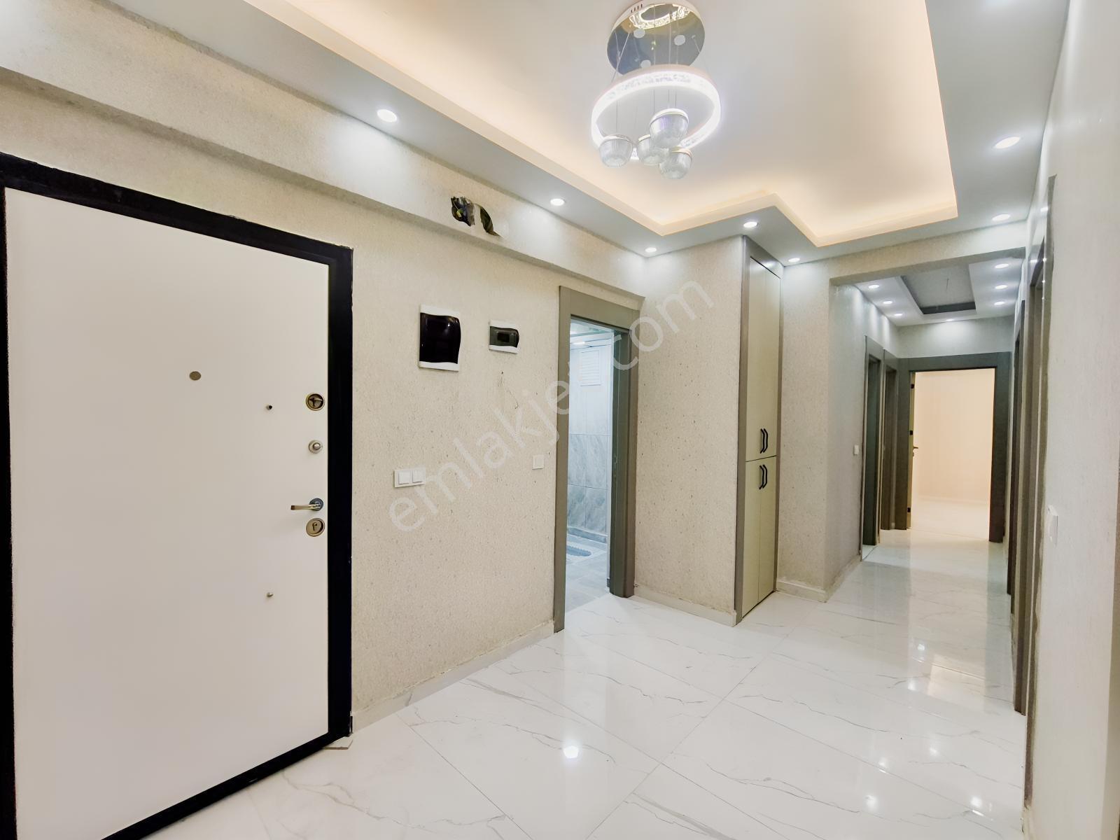 Seyran Emlak'tan A.y Hastanesi Yanı Satılık 3.5+1 Sıfır Daire — fotoğraf 3