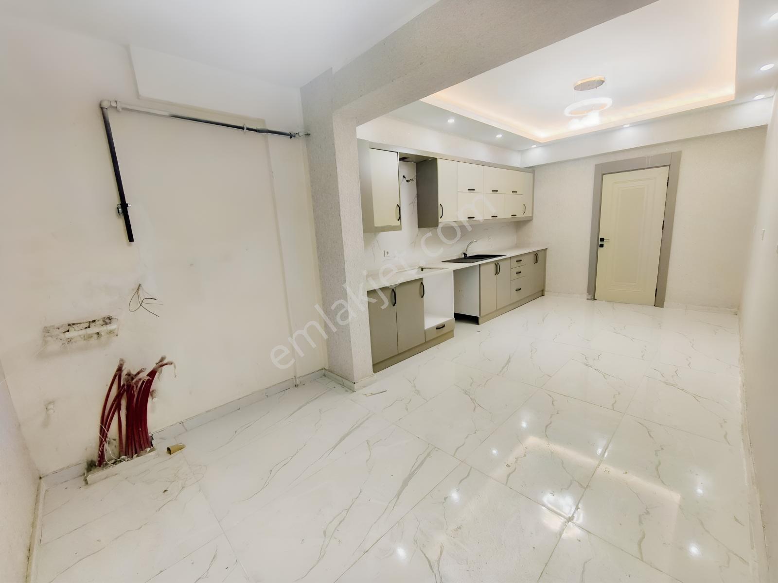 Seyran Emlak'tan A.y Hastanesi Yanı Satılık 3.5+1 Sıfır Daire — fotoğraf 11