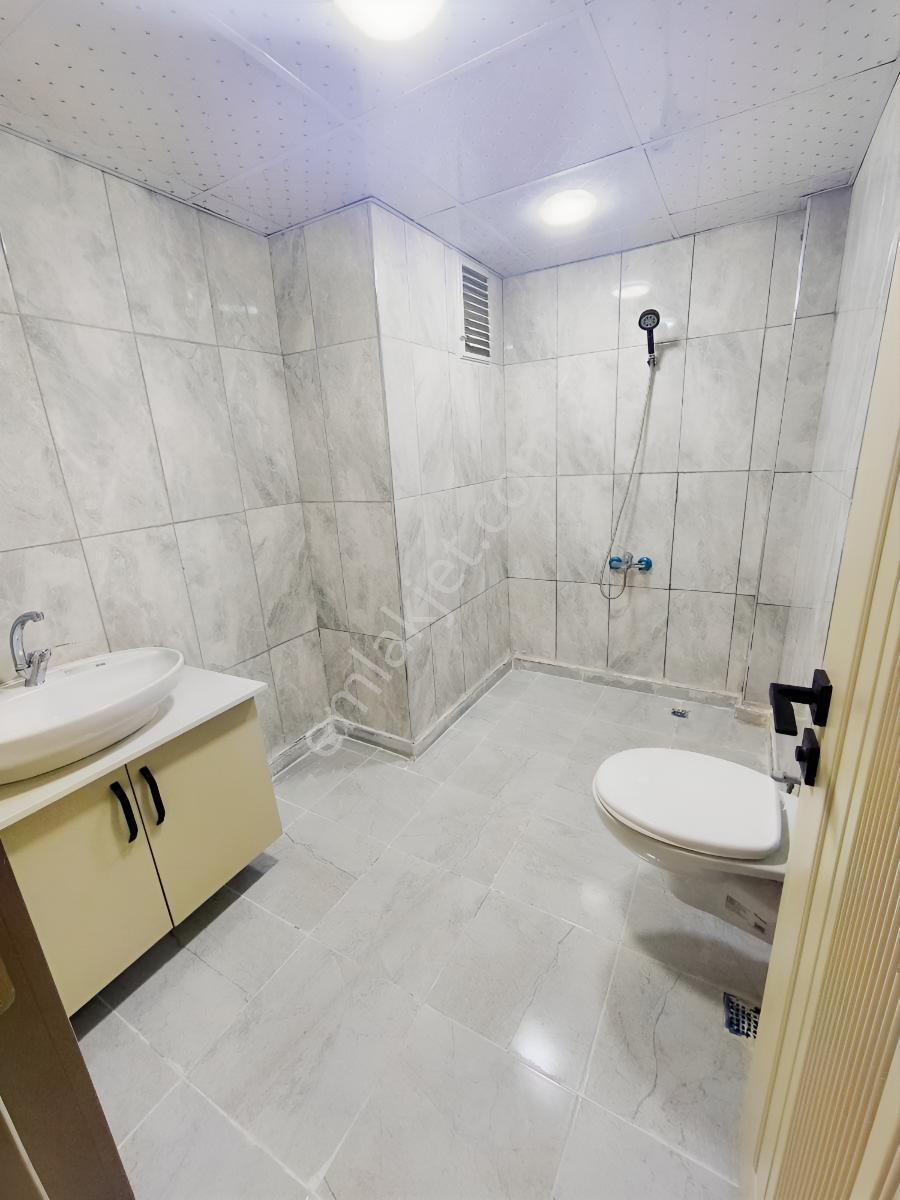 Seyran Emlak'tan A.y Hastanesi Yanı Satılık 3.5+1 Sıfır Daire — fotoğraf 18