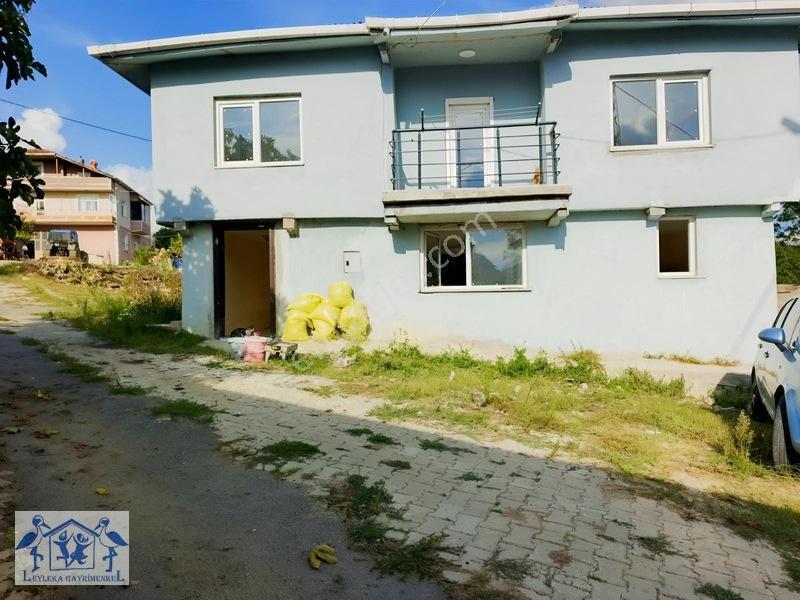 Derince Tahtalıda 2 Katlı Köyevi 567m2 Arsa İçinde — fotoğraf 2
