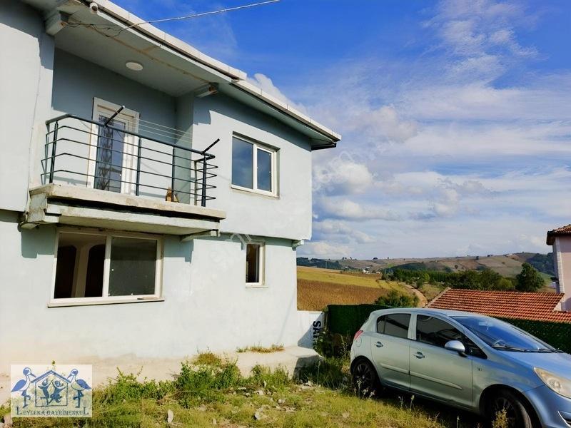 Derince Tahtalıda 2 Katlı Köyevi 567m2 Arsa İçinde — fotoğraf 3