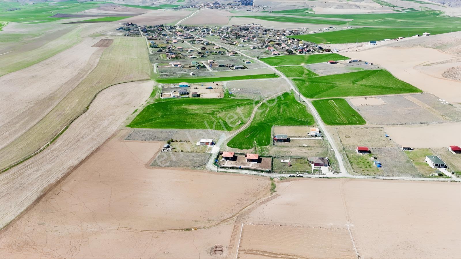 Beynam Tek Tapu Güzel Konum 1000m2 Köşe Arsa Etrafı Çevrili — fotoğraf 6