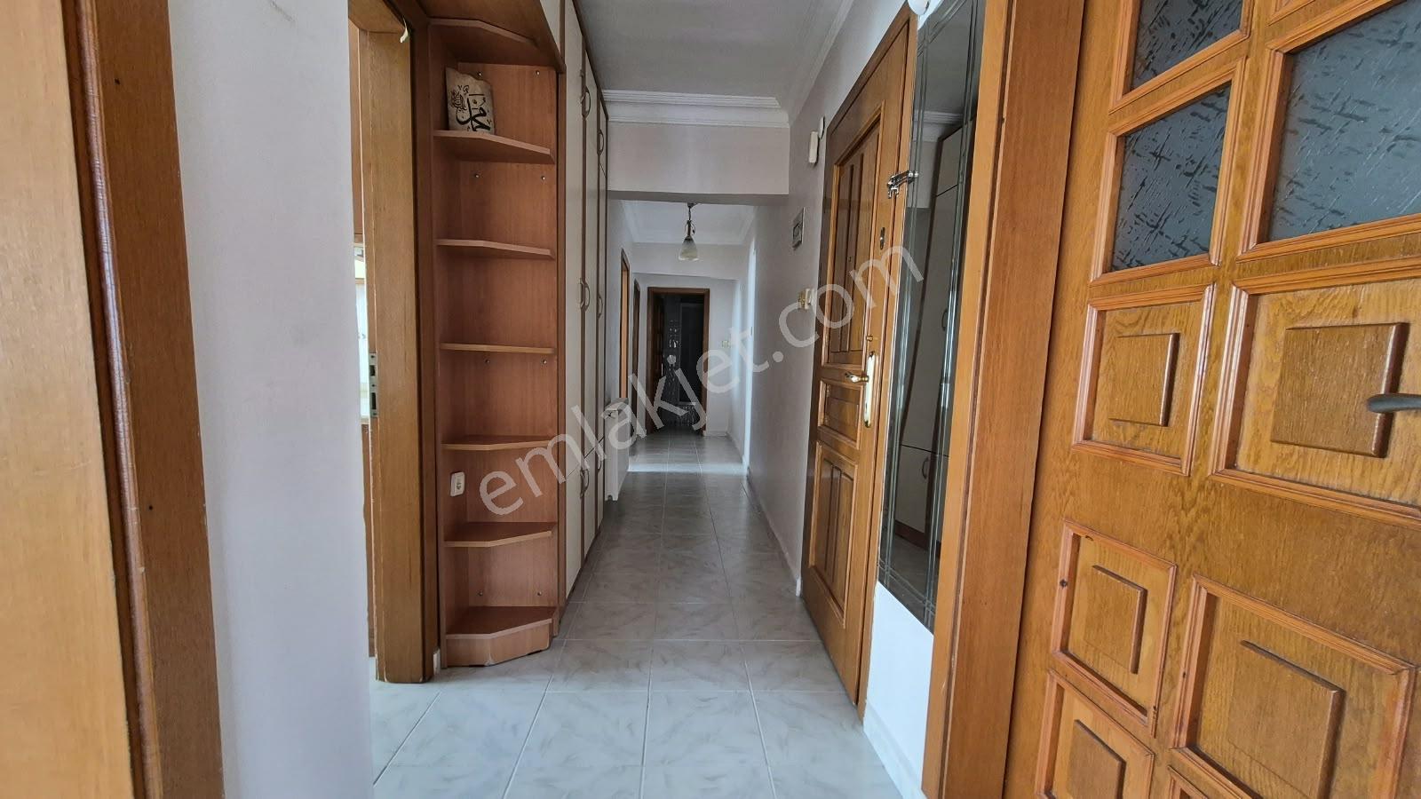 Keşan Kurtuluş Caddesi Üzerinde Satılık 3+1 Daire — fotoğraf 13