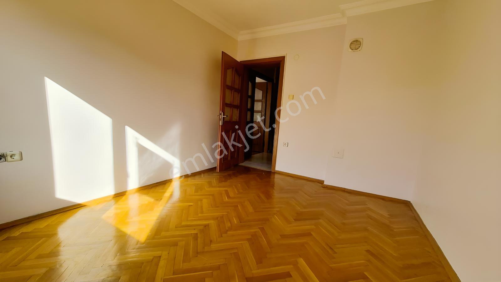 Keşan Kurtuluş Caddesi Üzerinde Satılık 3+1 Daire — fotoğraf 21