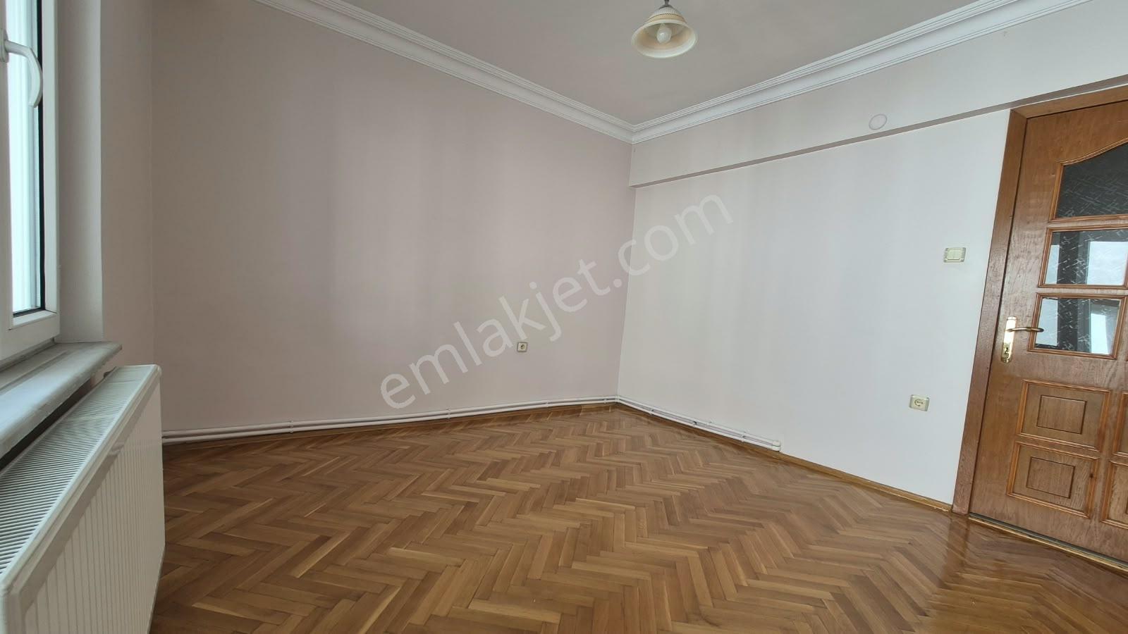 Keşan Kurtuluş Caddesi Üzerinde Satılık 3+1 Daire — fotoğraf 28