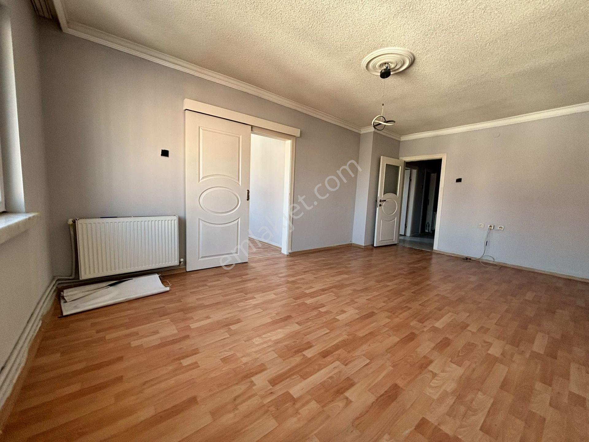 Yılmaz Gayrimenkul'den Atatürk Mahallesi'nde 3+1 Full Yapılı Kupon Daire — fotoğraf 22
