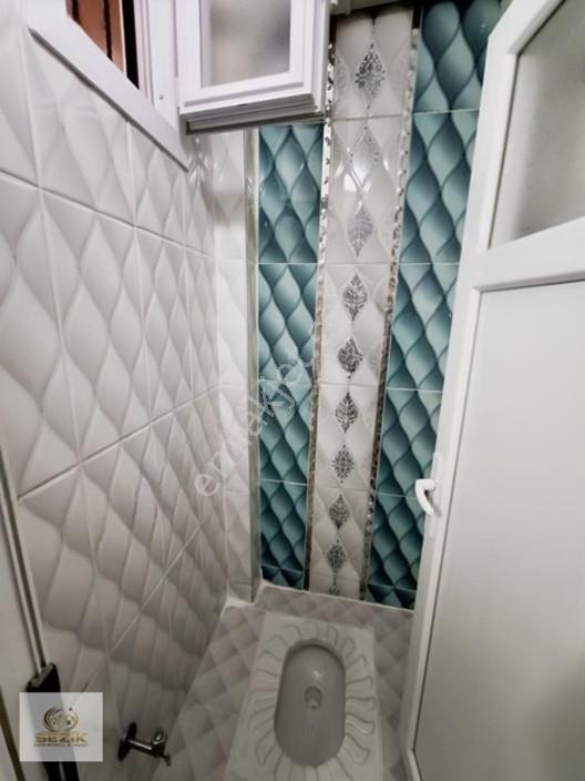 Gülpınar Salı Pazarı Civarı 4 Katlı 3+1 İçi Yapılı — fotoğraf 8