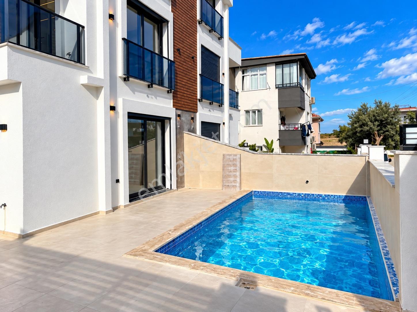 Didim’de Satılık Plaja 500 Mt Sıfır Özel Havuzlu 4+1 Villa — fotoğraf 2
