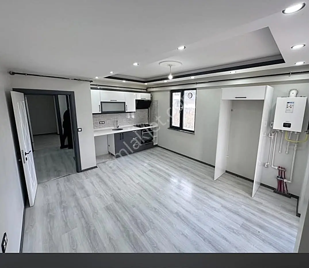 Az-er Yapıdan Hastane Yakınında 1+1 Satılık Daire — fotoğraf 19