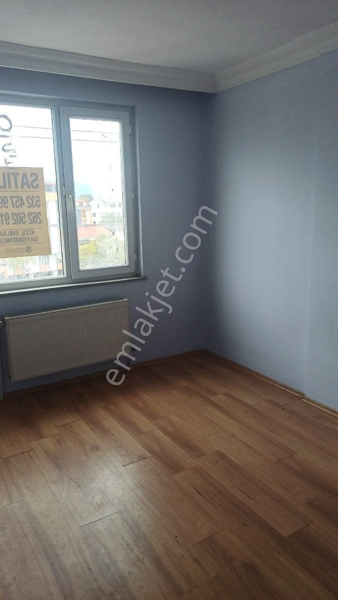 Körfez Tütünçiflik Bankalar Caddesinde 3+1 120 M2 Daire — fotoğraf 8