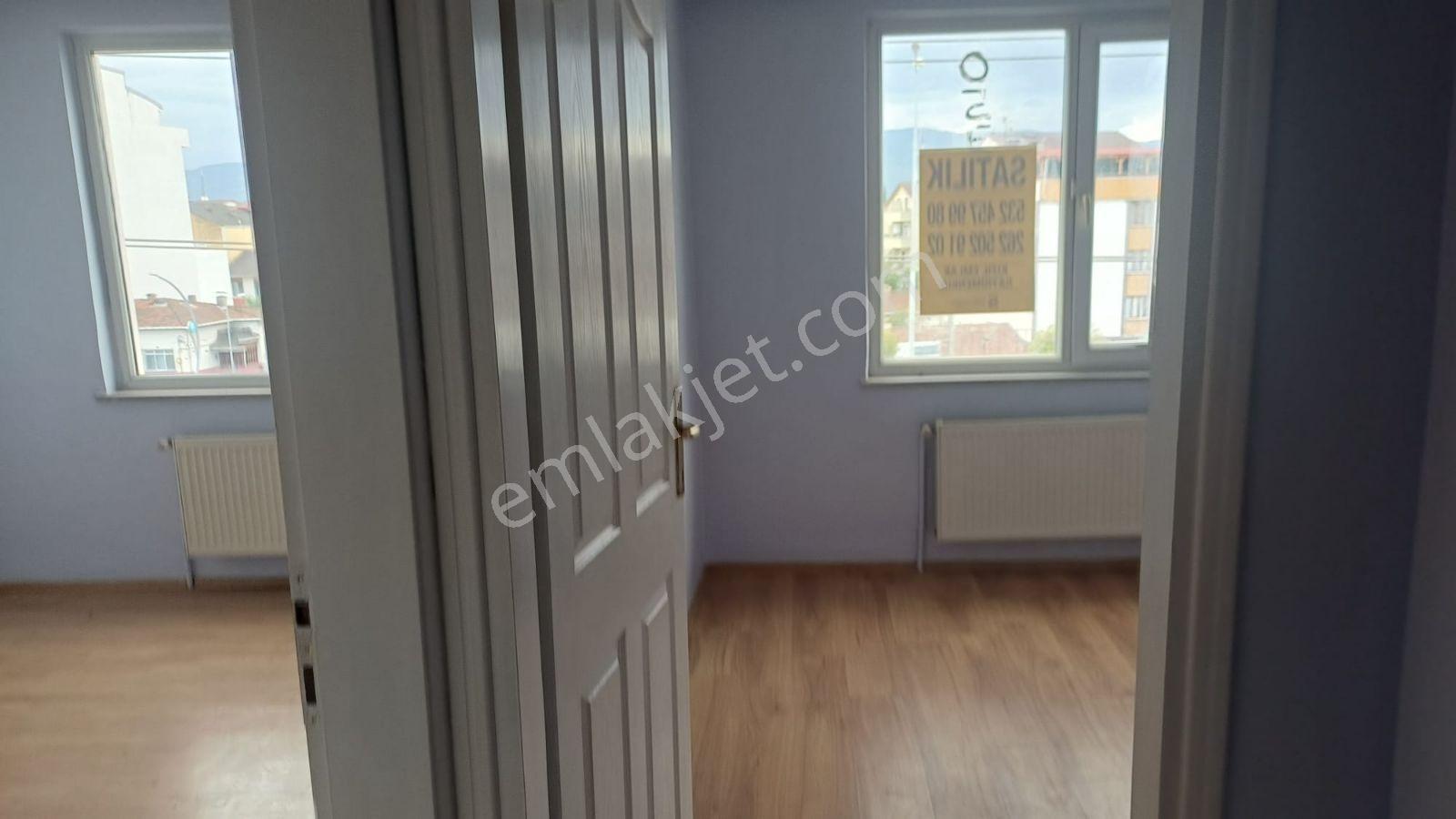 Körfez Tütünçiflik Bankalar Caddesinde 3+1 120 M2 Daire — fotoğraf 27