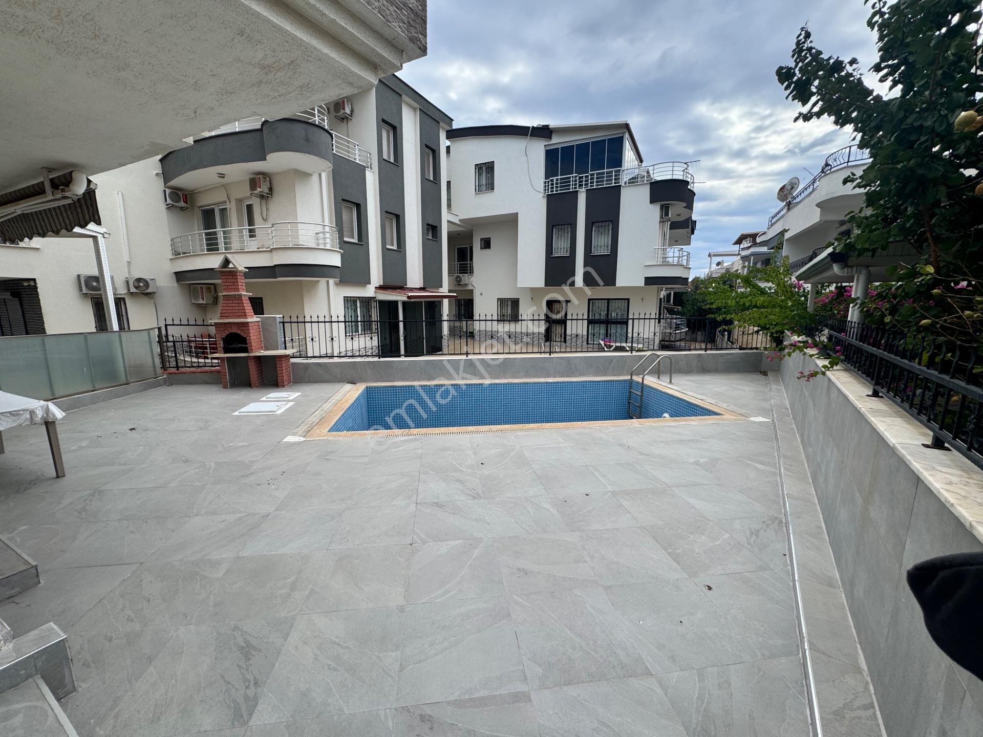 Didim Efeler’de İngilizden 3+1 Full Eşyalı Havuzlu Villa — fotoğraf 3