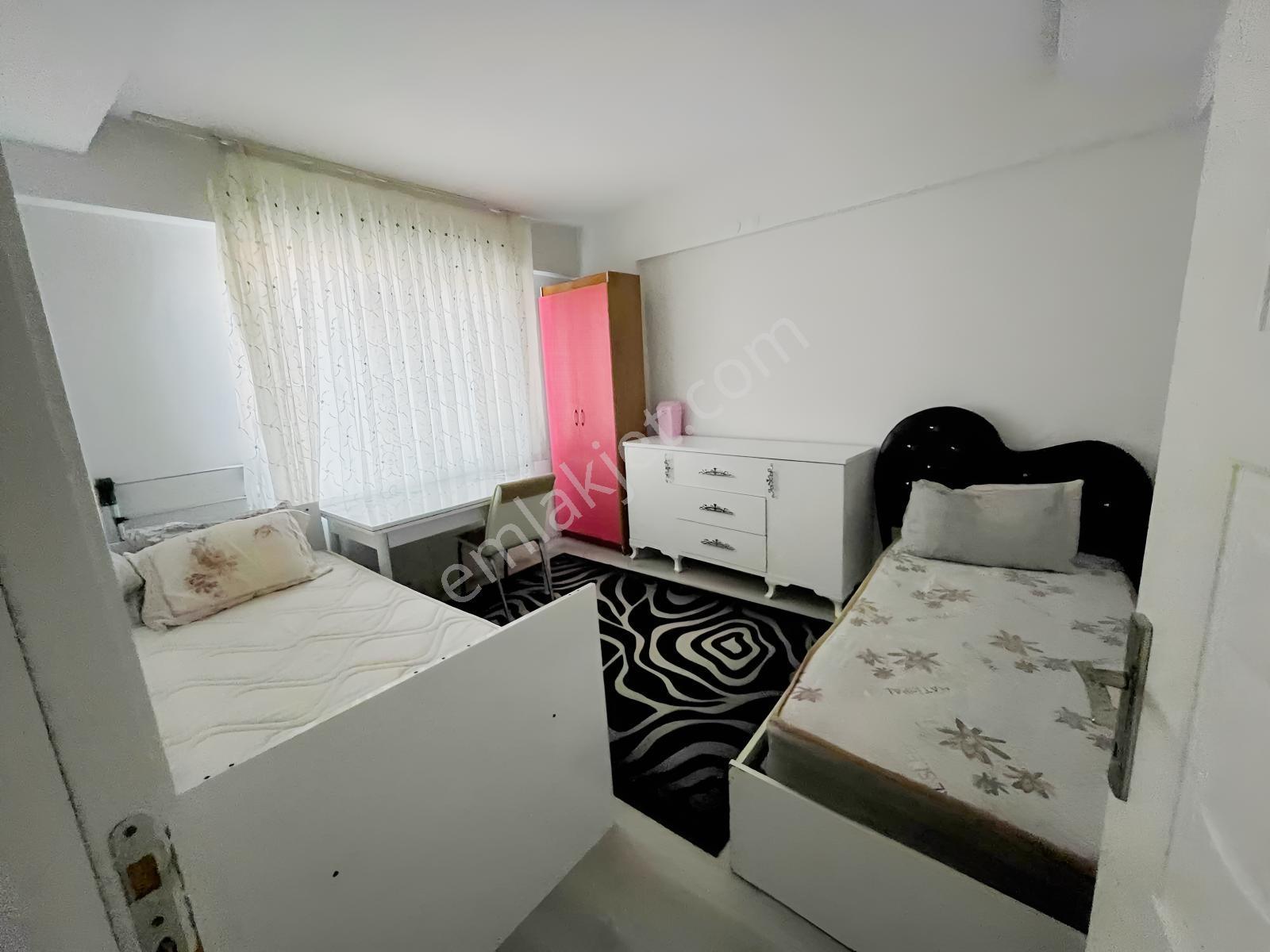 Edirne Merkez Çavuşbeyde Satılık 1+1 Daire — fotoğraf 4