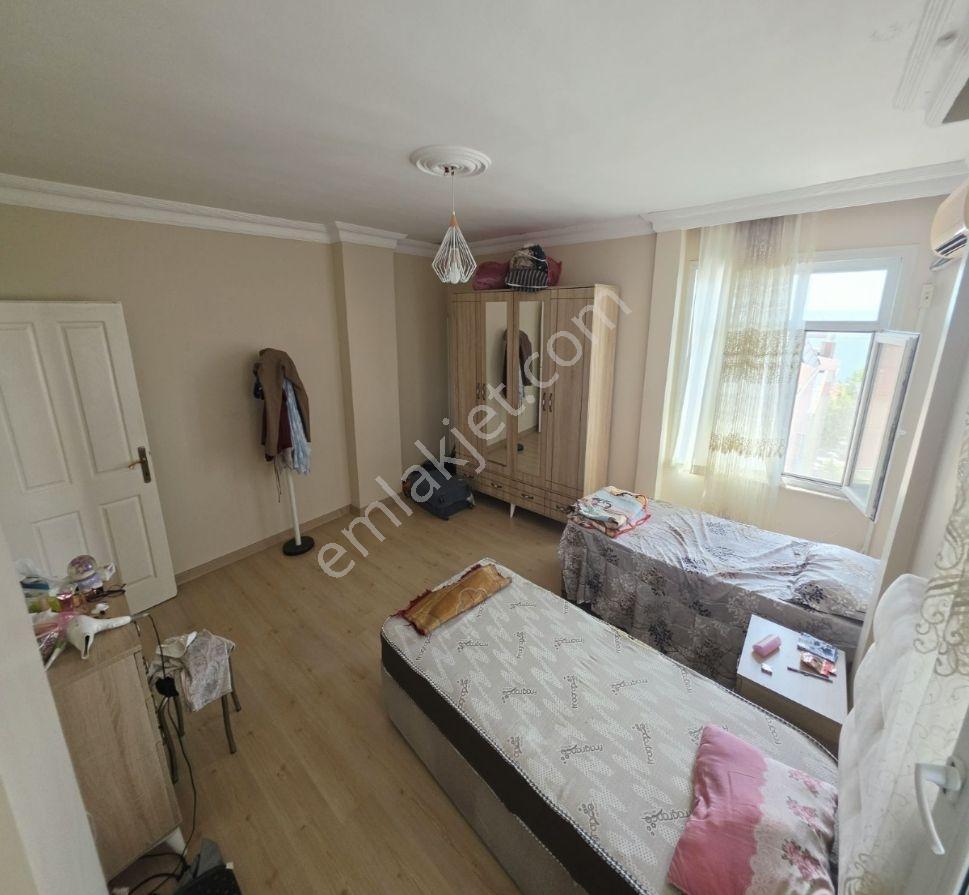 Avcılar Denizköşkler'de 5+2 Satılık Dubleks Daire — fotoğraf 4