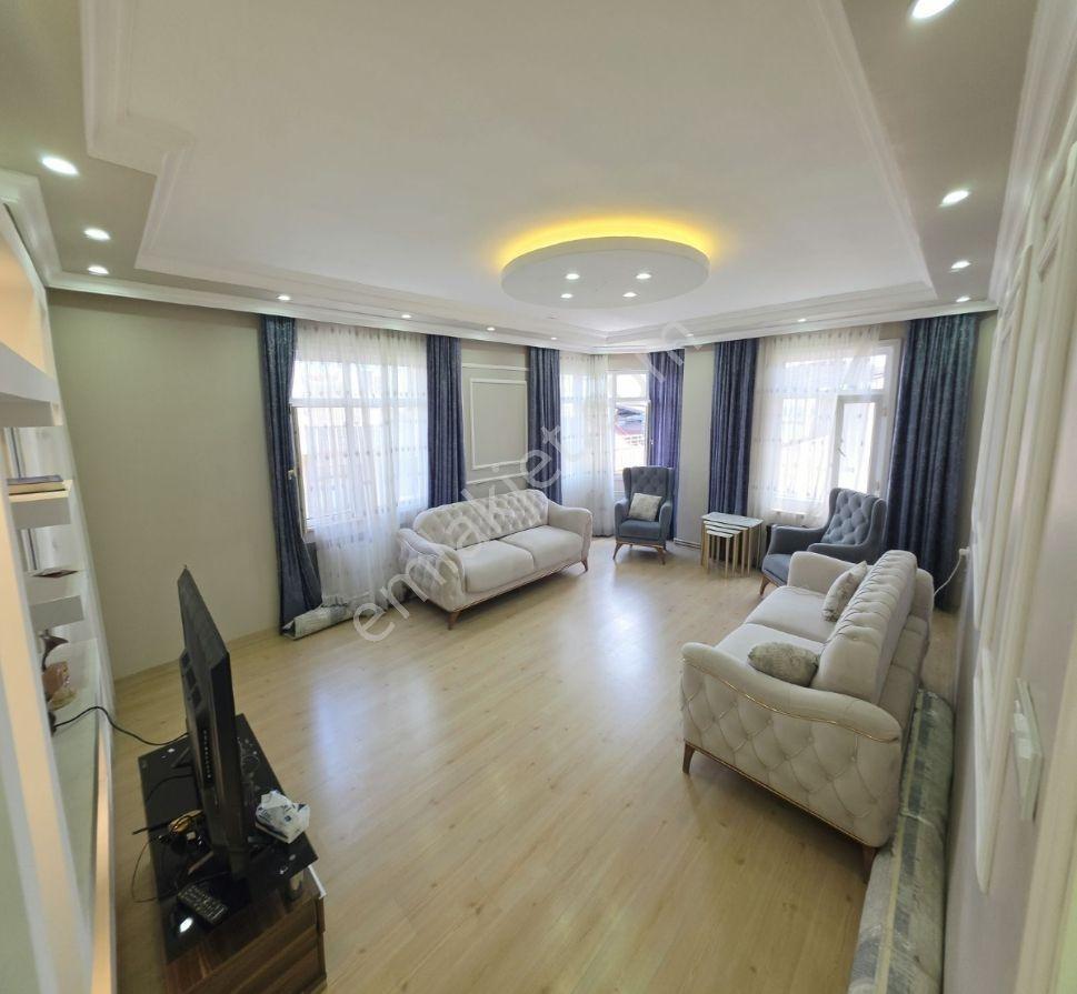 Avcılar Denizköşkler'de 5+2 Satılık Dubleks Daire — fotoğraf 9