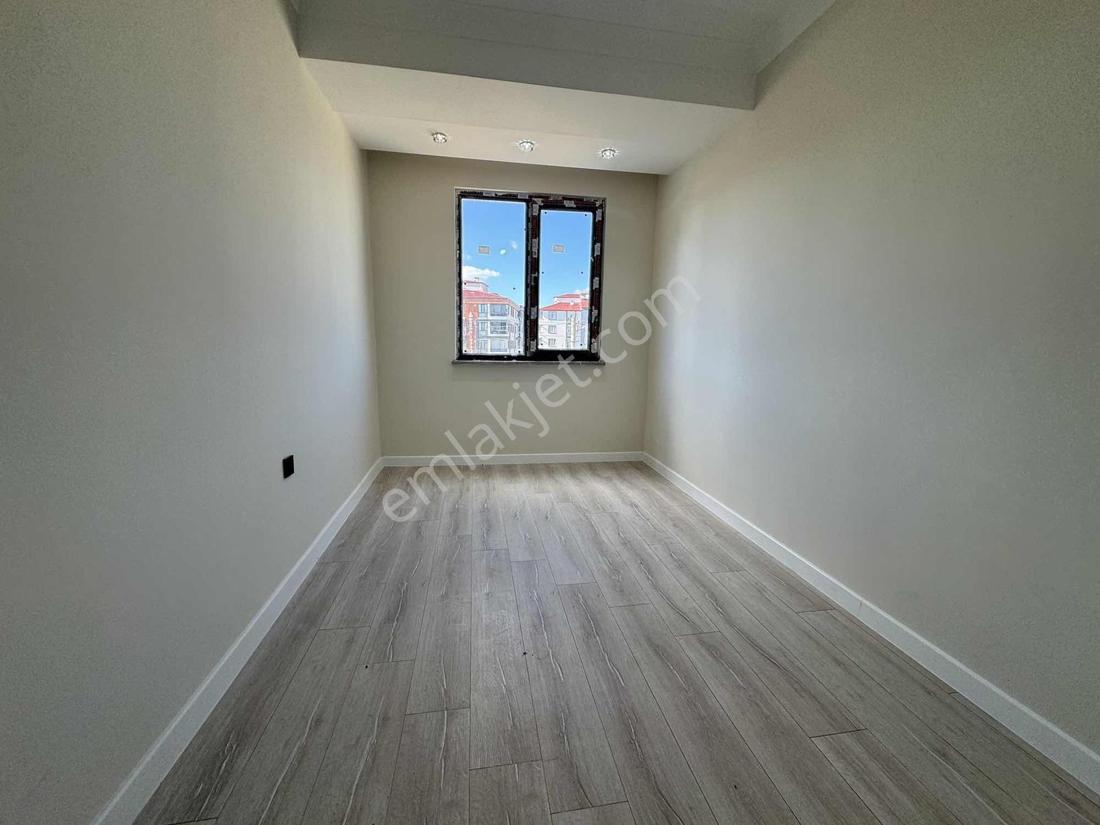 Devlet Hastanesi Yanında 3+1 Ultralüks Ön Cephe Çift Balkon — fotoğraf 16
