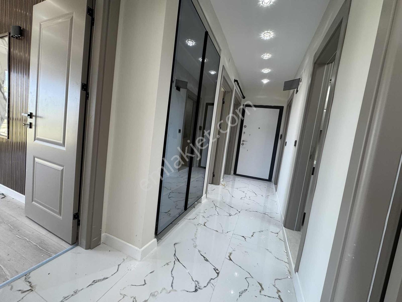 Devlet Hastanesi Yanında 3+1 Ultralüks Ön Cephe Çift Balkon — fotoğraf 18