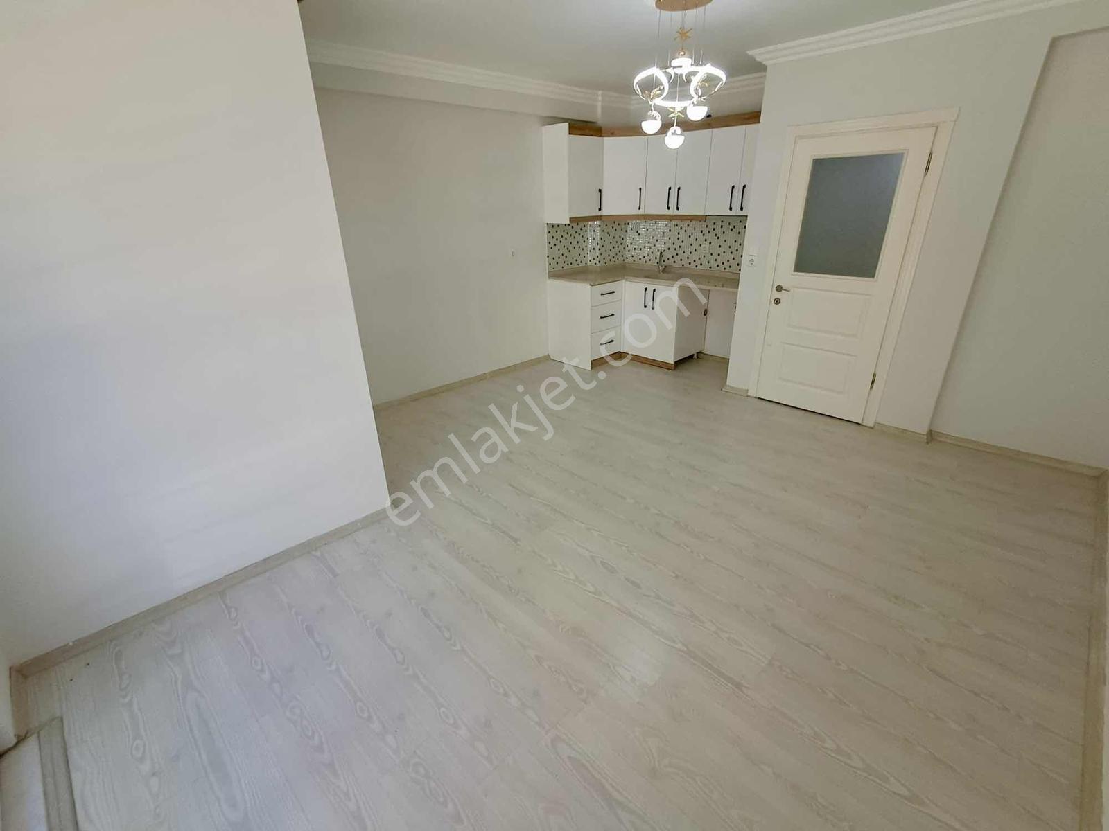 Royal'den Akçay'da 8 Yaşında Ön Cephe Masrafsız Fırsat 2+1 Daire — fotoğraf 23