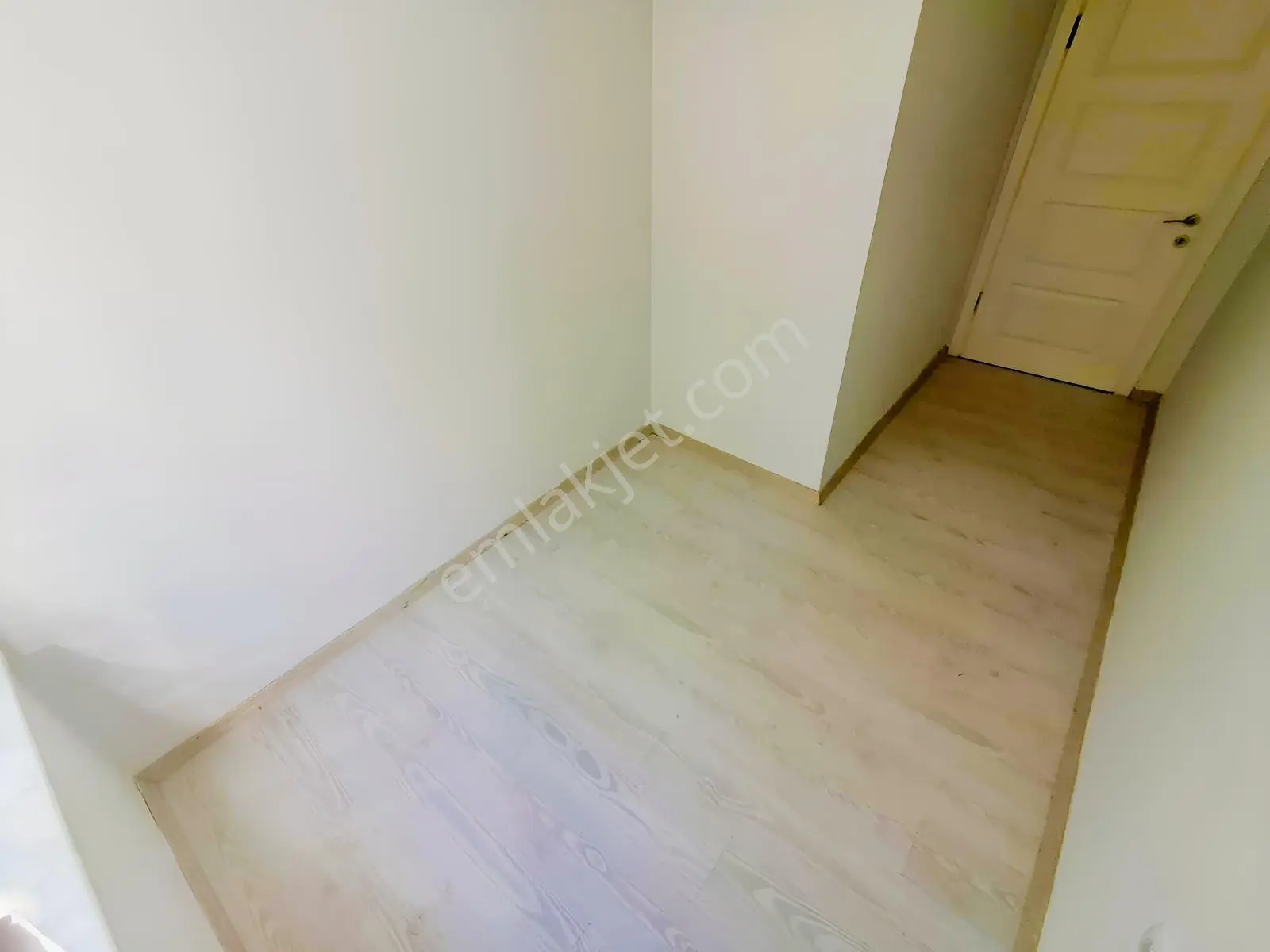 Royal'den Akçay'da 8 Yaşında Ön Cephe Masrafsız Fırsat 2+1 Daire — fotoğraf 32