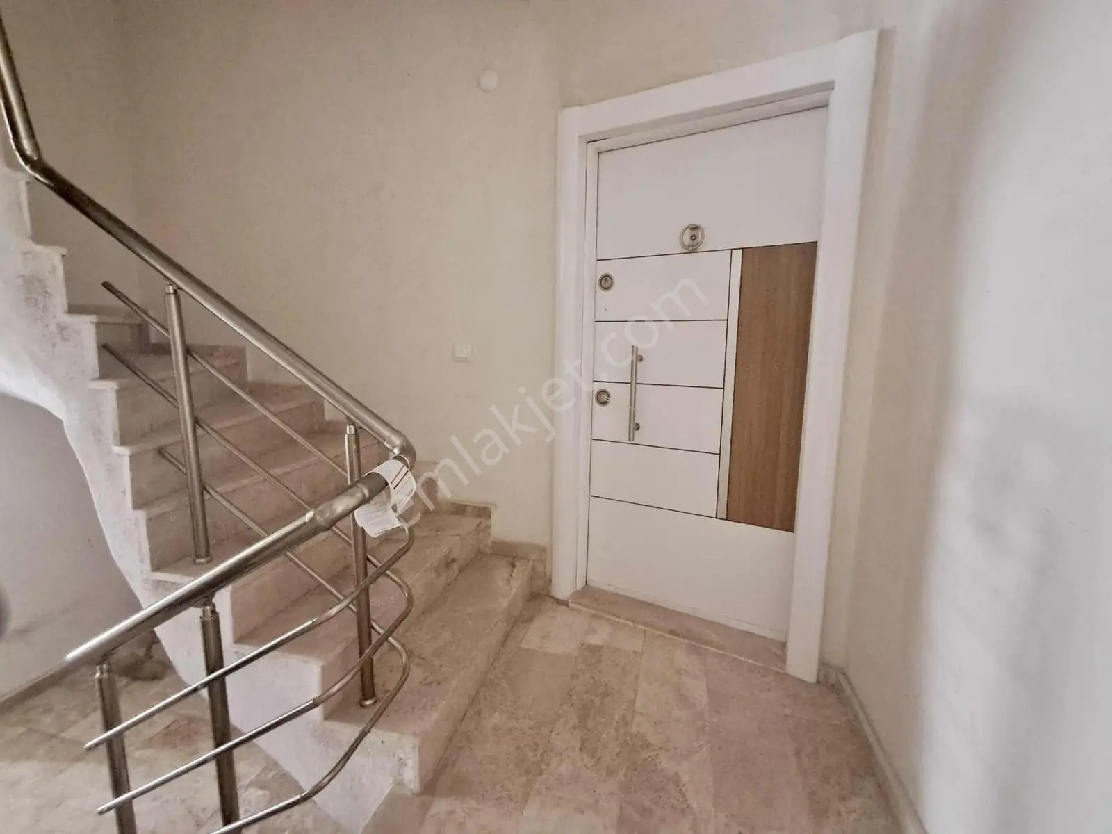 Royal'den Akçay'da 8 Yaşında Ön Cephe Masrafsız Fırsat 2+1 Daire — fotoğraf 46