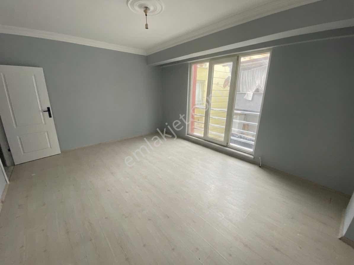 Bulut Emlak; Çelikler Market'te 3+1 Arakat Daire — fotoğraf 6