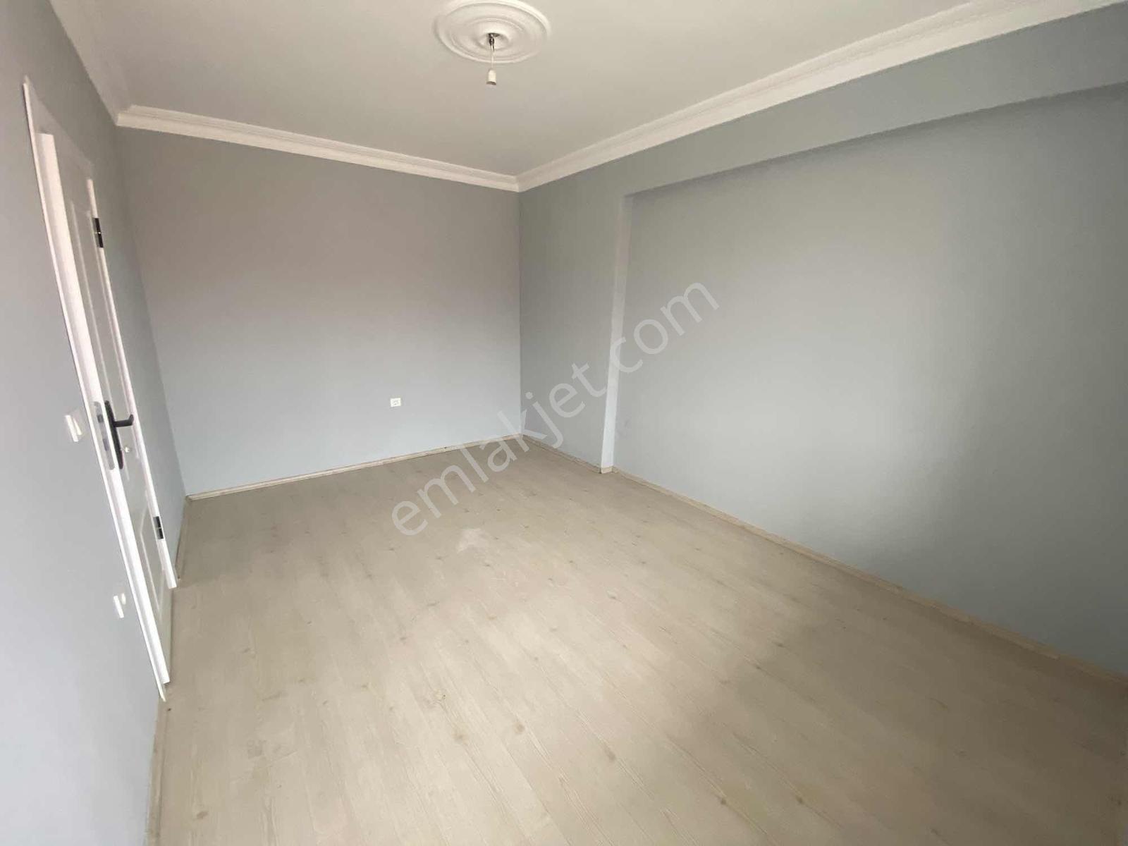 Bulut Emlak; Çelikler Market'te 3+1 Arakat Daire — fotoğraf 16