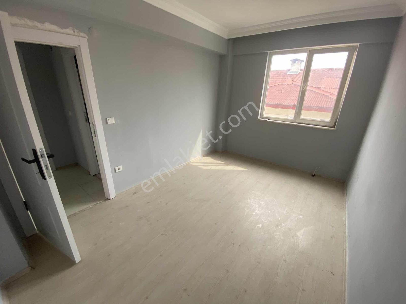 Bulut Emlak; Çelikler Market'te 3+1 Arakat Daire — fotoğraf 24