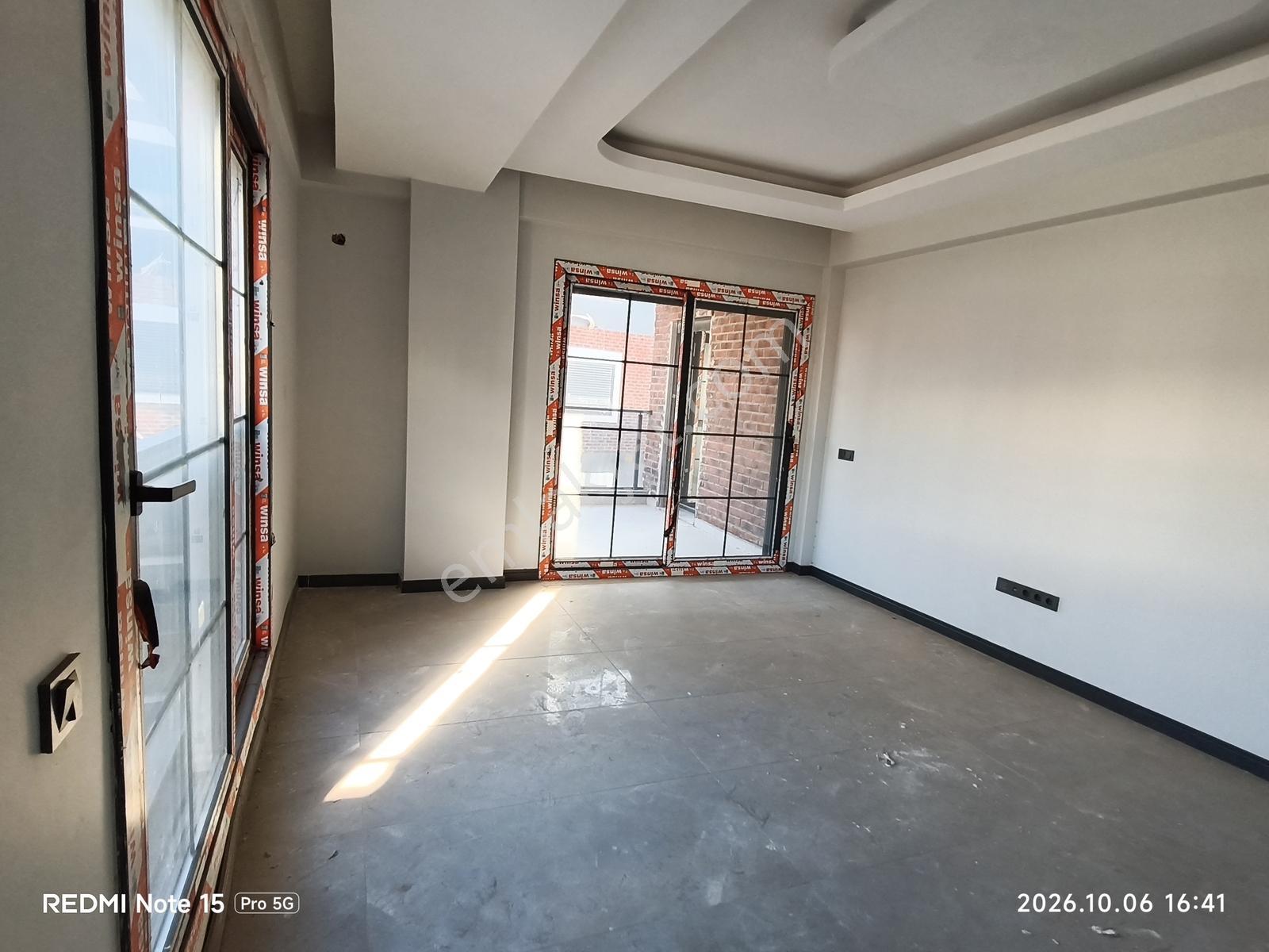 Torbalı Tobalı Mah Satılık 2+1 Daire 110 M2 — fotoğraf 5