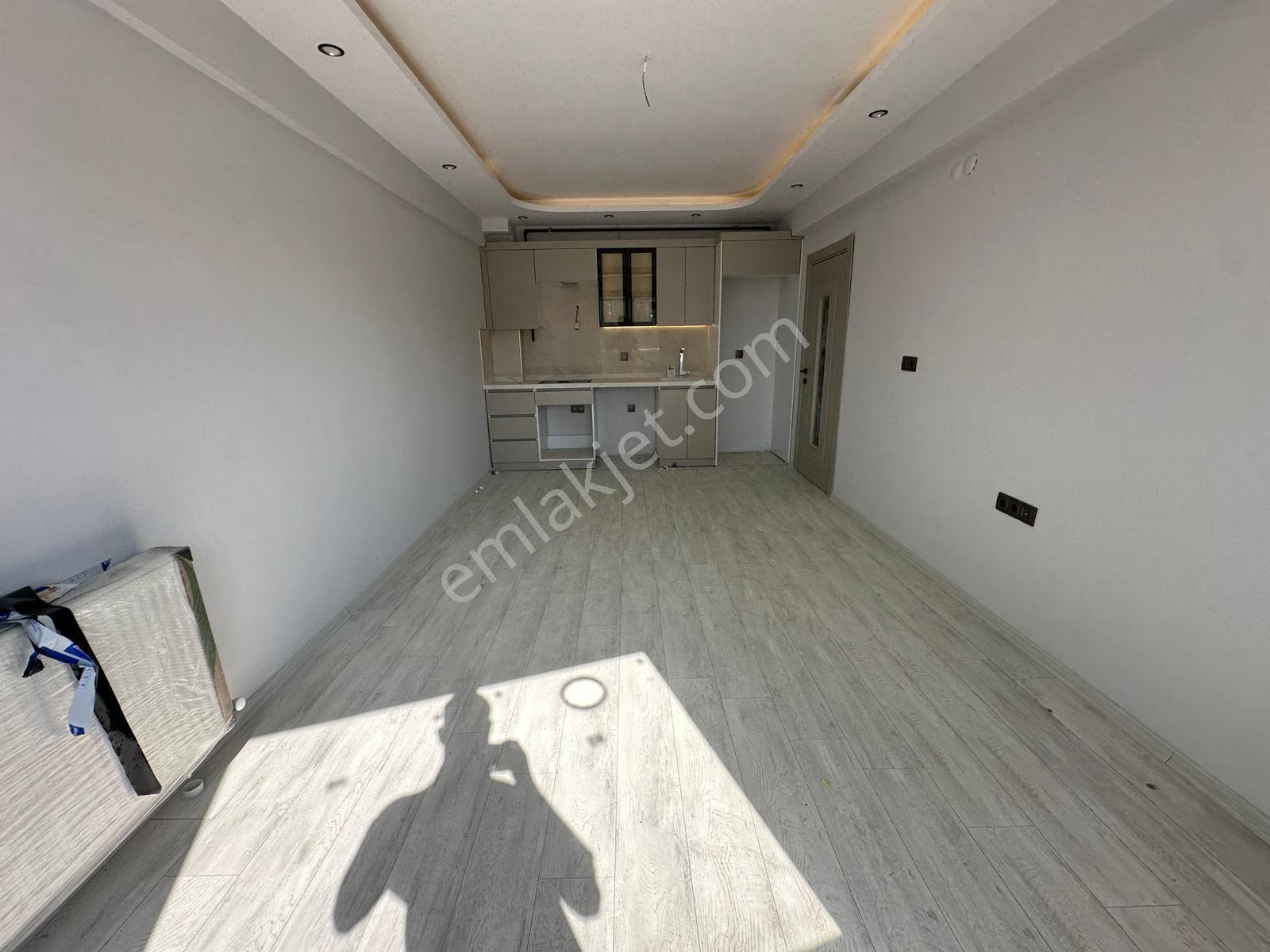 Zeki Emlak'tan Muradiye'de Satılık 3+1 Arakat Önü Açık Sıfır Dai — fotoğraf 4