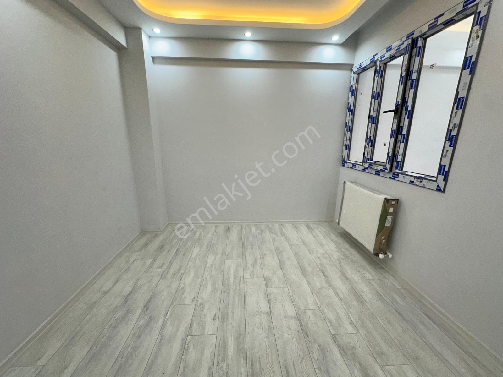 Zeki Emlak'tan Muradiye'de Satılık 3+1 Arakat Önü Açık Sıfır Dai — fotoğraf 16