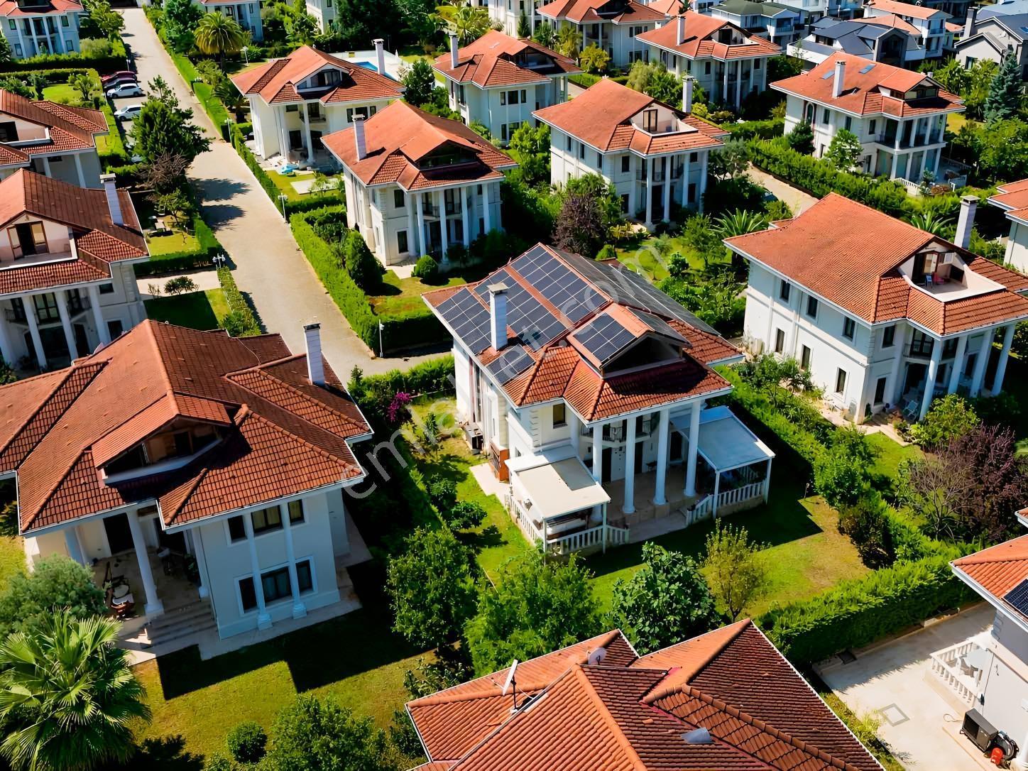 Royal'den Akasya Konaklarında Satılık İçi Lüx Yapım Villa — fotoğraf 4