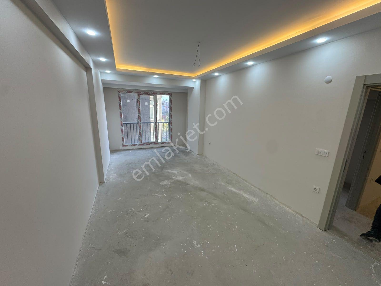 Özgür İnşaat'tan Site İçerisinde Çift Kat Kapalı Otoparka Sahip 2+1 Fırsat Daire !! — fotoğraf 2