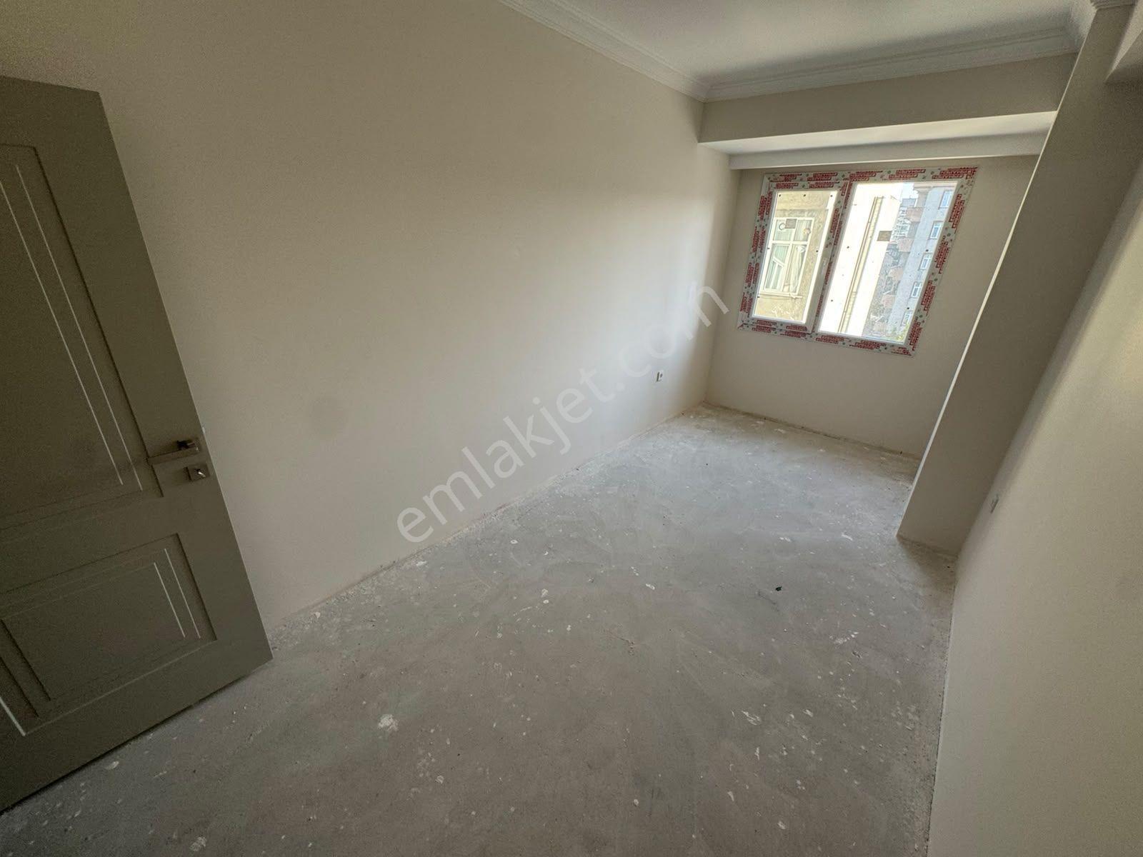 Özgür İnşaat'tan Site İçerisinde Çift Kat Kapalı Otoparka Sahip 2+1 Fırsat Daire !! — fotoğraf 16