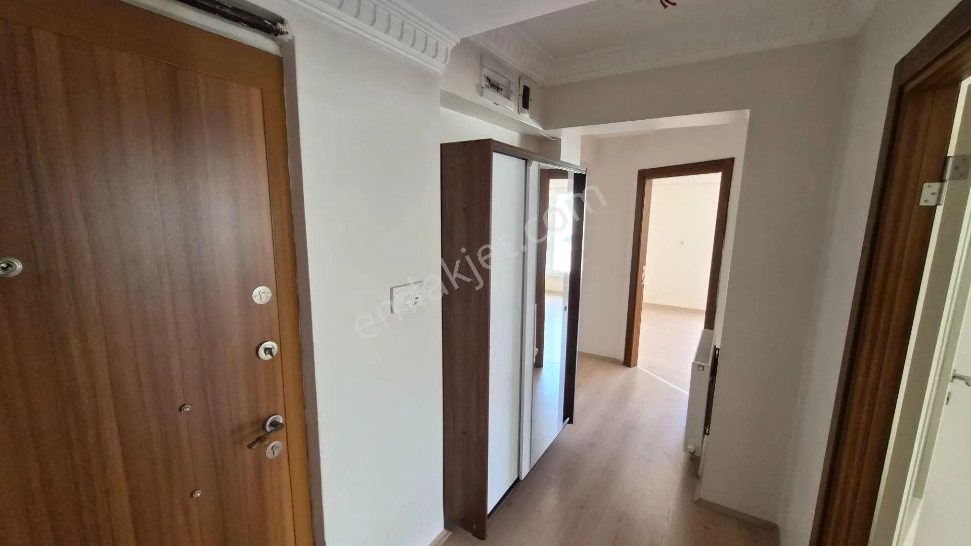 Saimekadaında 3. Katta Asansörlü 4+1 Dublex Satılık Daire — fotoğraf 8