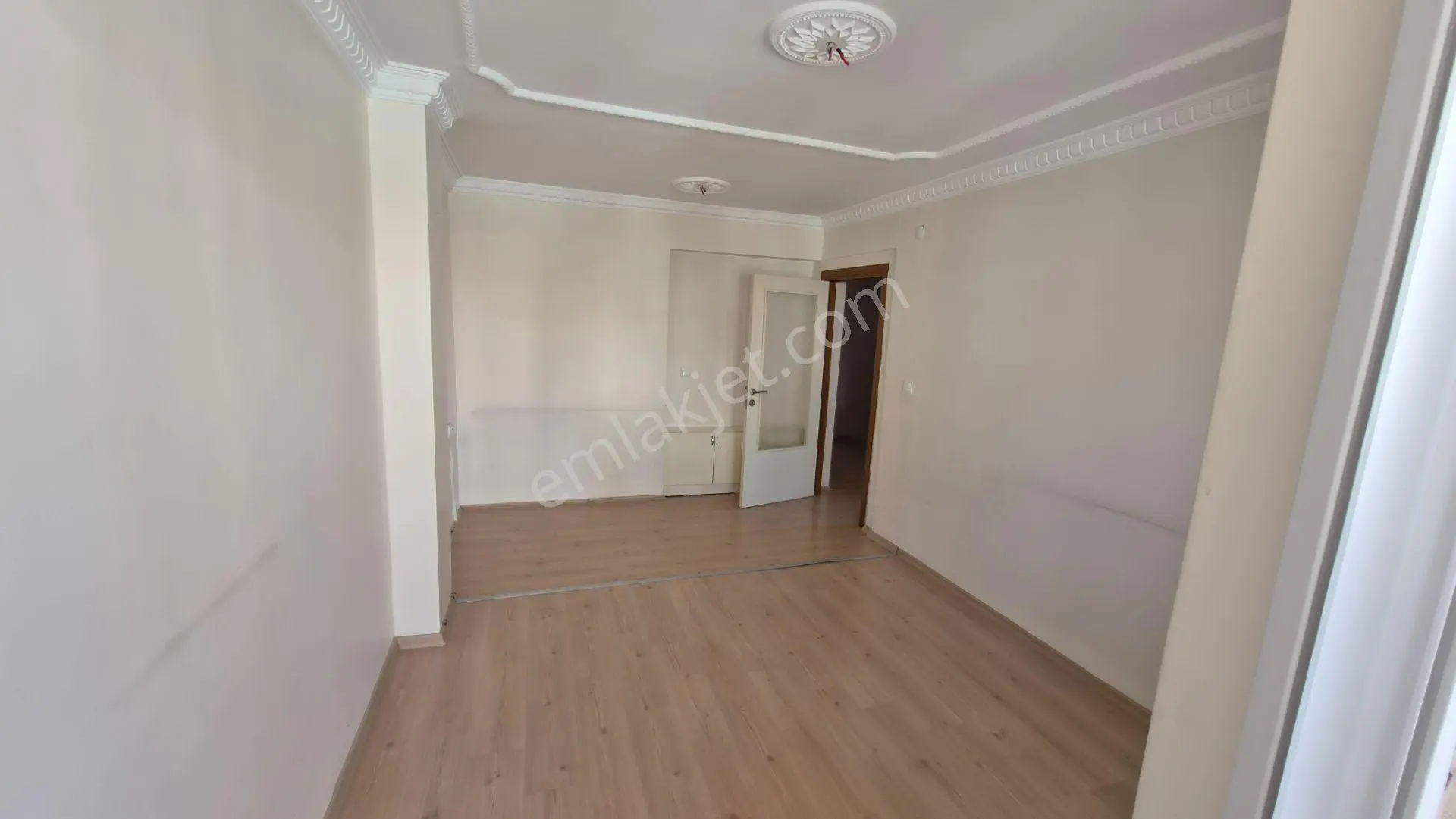 Saimekadaında 3. Katta Asansörlü 4+1 Dublex Satılık Daire — fotoğraf 22