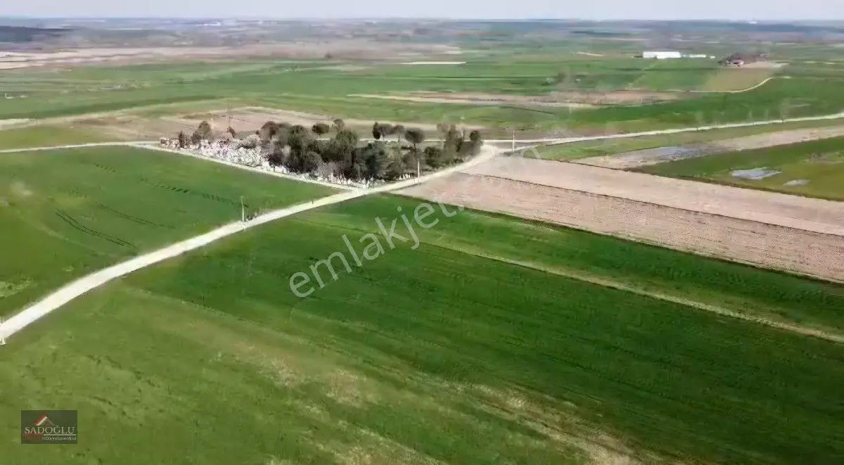 Lüleburgaz Ovacık Köyün'de 6.200 M2 Satılık Arazi — fotoğraf 2