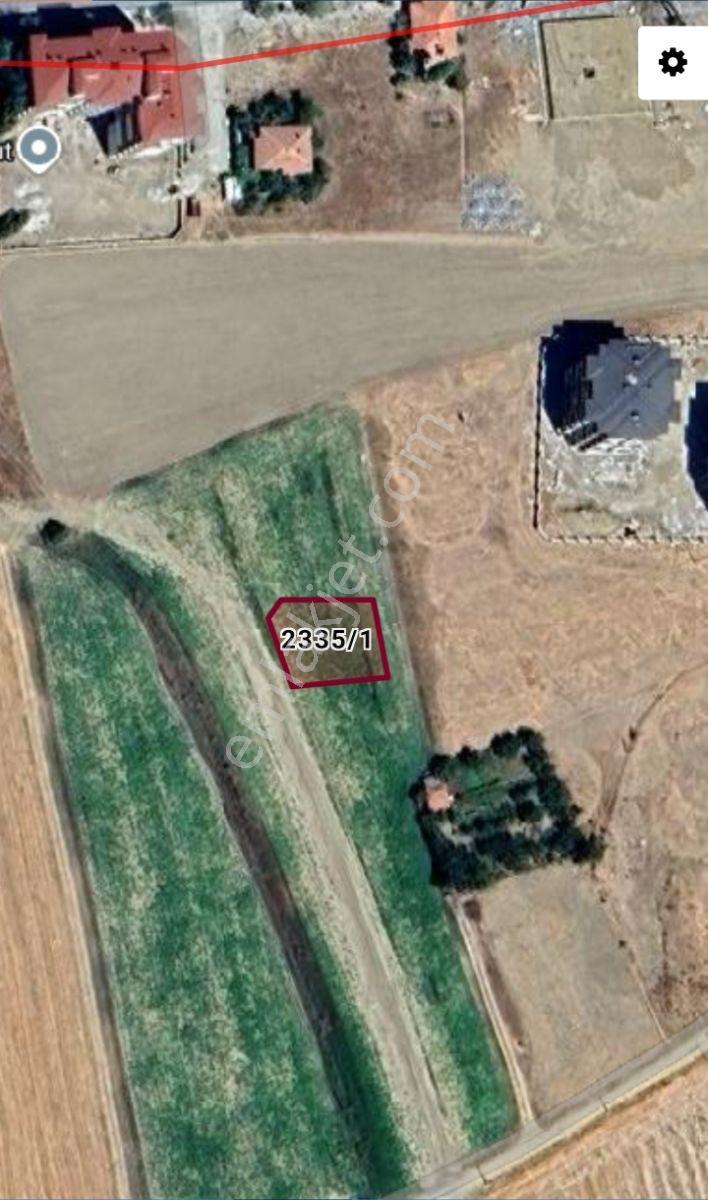 Yeşilöz Mahallesinde Yatırımlık Köşebaşı Arsa — fotoğraf 2