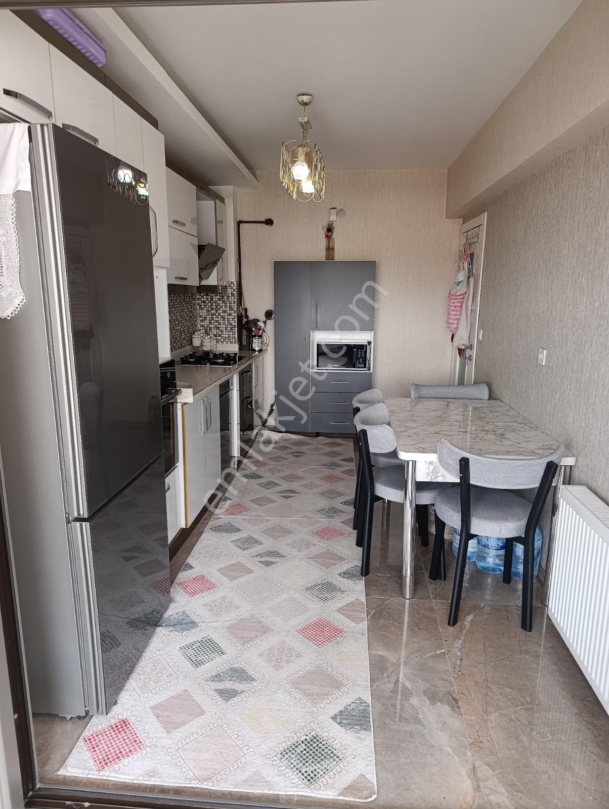 Tandoğan Mah. 3+1 Ara Katta Site İçerisi'nde Full Yapılı Daire — fotoğraf 4
