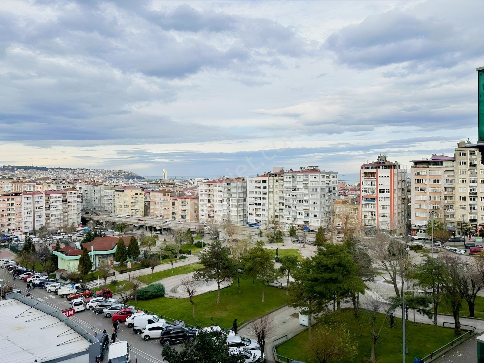 Deneyim'den Anneler Parkına Cephe Deniz Manzaralı Fırsat 2+1 — fotoğraf 3