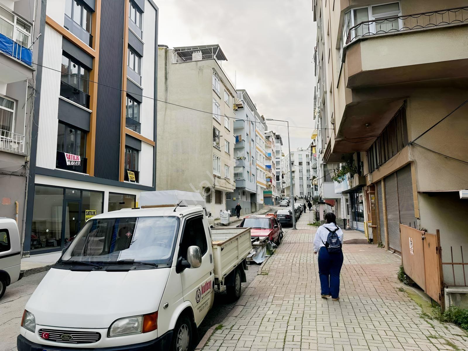 Deneyim'den Anneler Parkına Cephe Deniz Manzaralı Fırsat 2+1 — fotoğraf 18