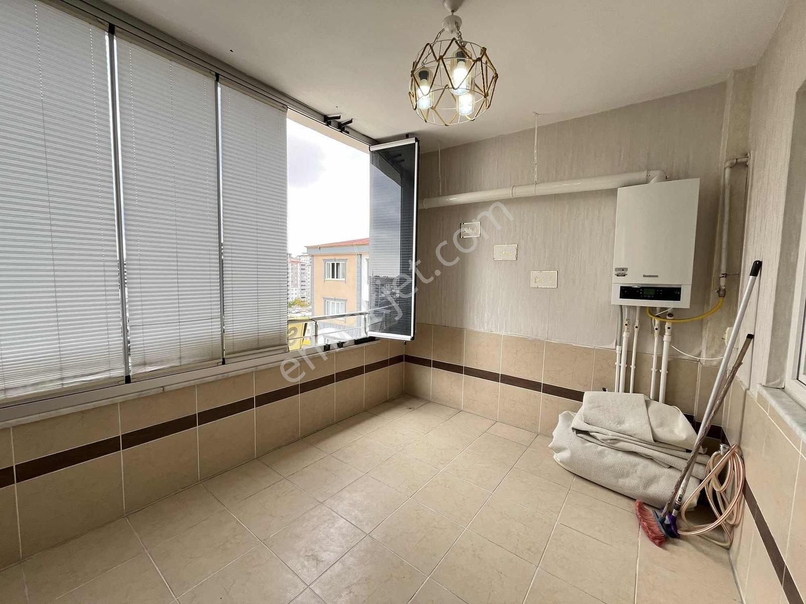 Ymz' Den Karataşın Kalbinde Tramvaya Sıfır Lüx 3+1 Daire — fotoğraf 6