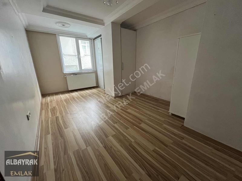 Albayrak'tan İkbal Caddesinde Ön Cephe-boş-geniş 2+1 Daire — fotoğraf 13