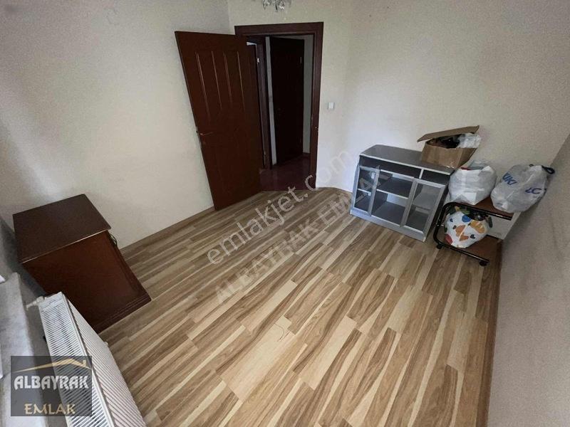 Albayrak'tan İkbal Caddesinde Ön Cephe-boş-geniş 2+1 Daire — fotoğraf 21