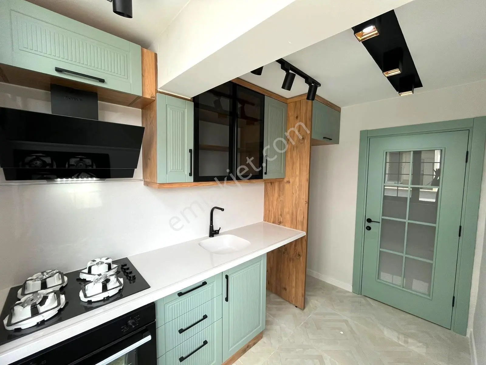 Yükselden Akçay Merkezde Denize 100 Mt Ön Cephe Ara Kat 2+1 — fotoğraf 4