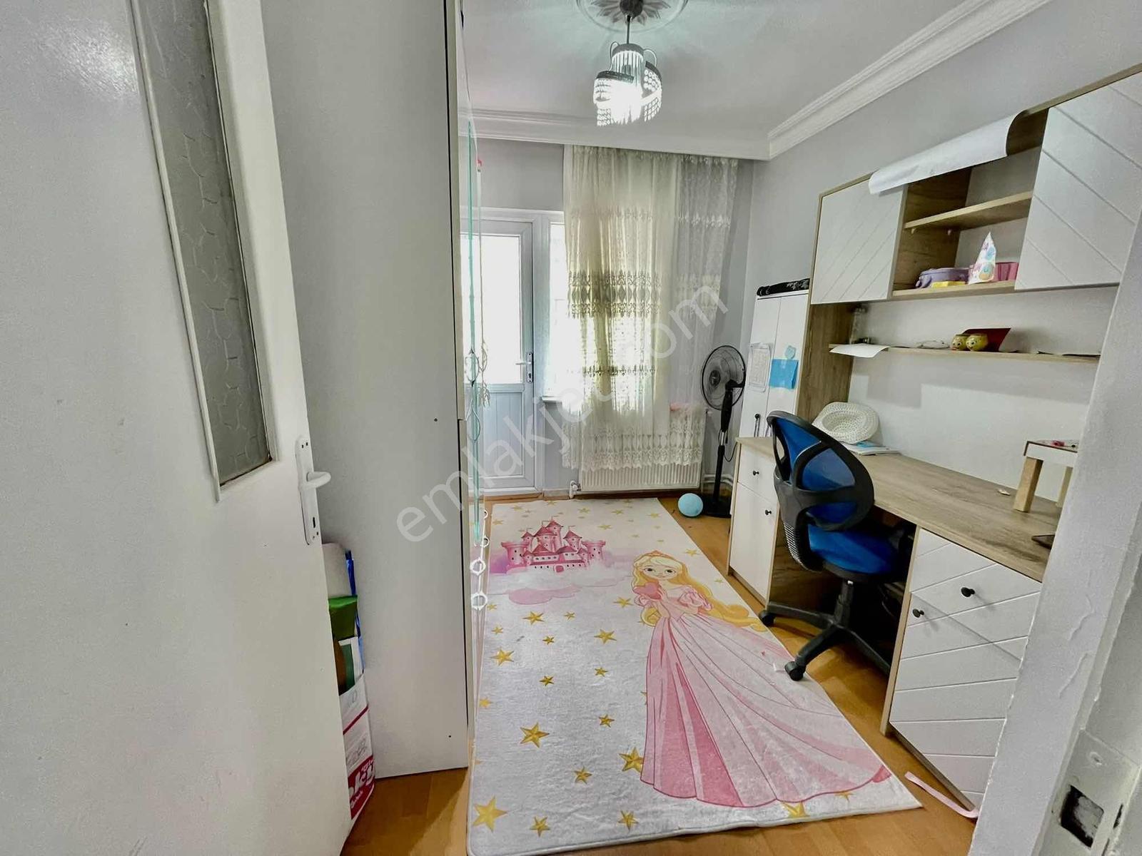 Avantaj'dan Şahapgürler''de Cadde Dibi Ful Yapılı Masrafsız 3+1! — fotoğraf 12
