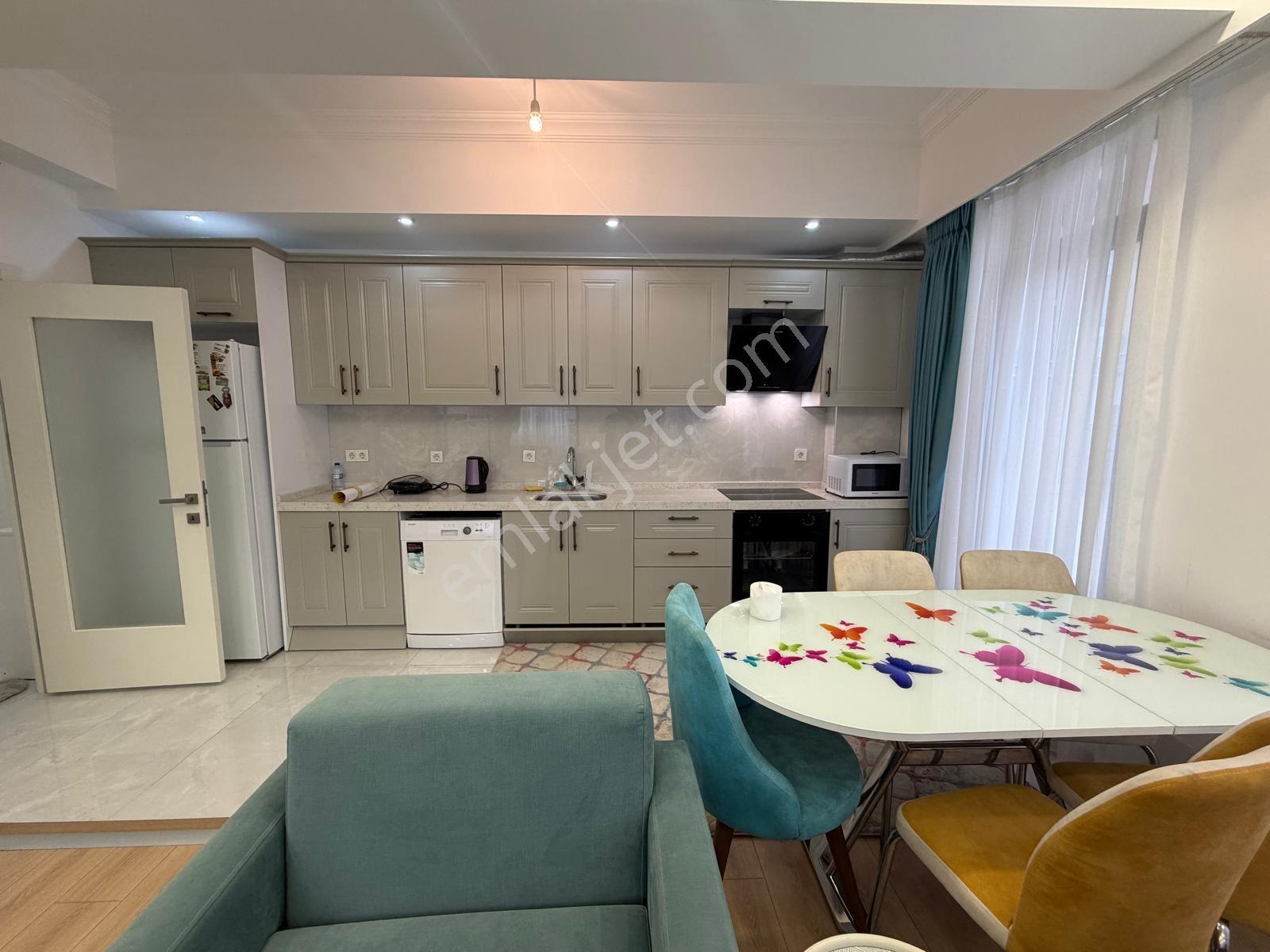 Safir Konakları Mahmutbey Metro Yanında 3+1 200 M2 Satılık Daire — fotoğraf 5