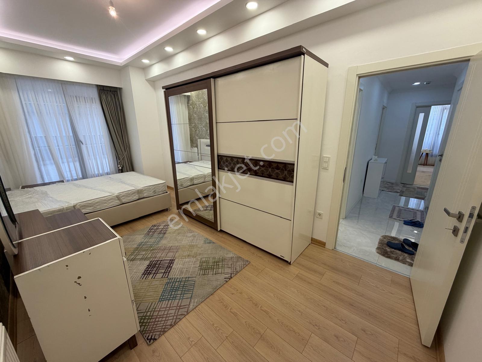 Safir Konakları Mahmutbey Metro Yanında 3+1 200 M2 Satılık Daire — fotoğraf 6