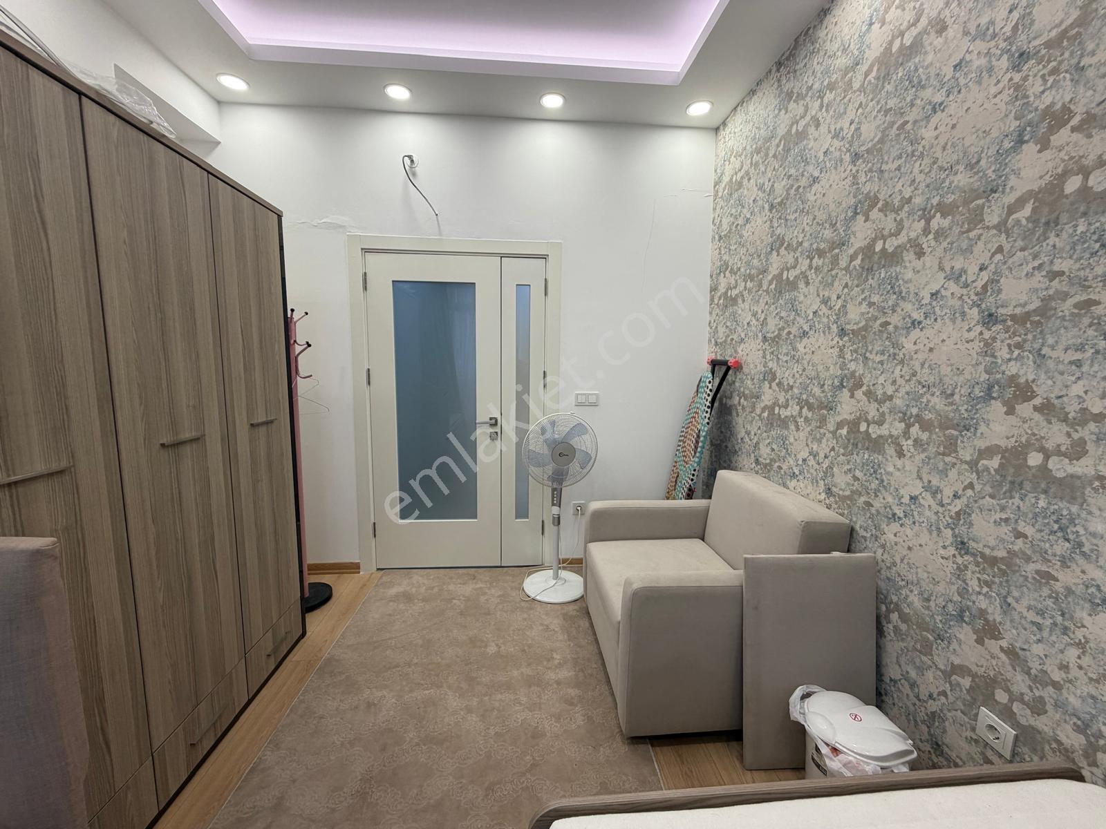 Safir Konakları Mahmutbey Metro Yanında 3+1 200 M2 Satılık Daire — fotoğraf 9