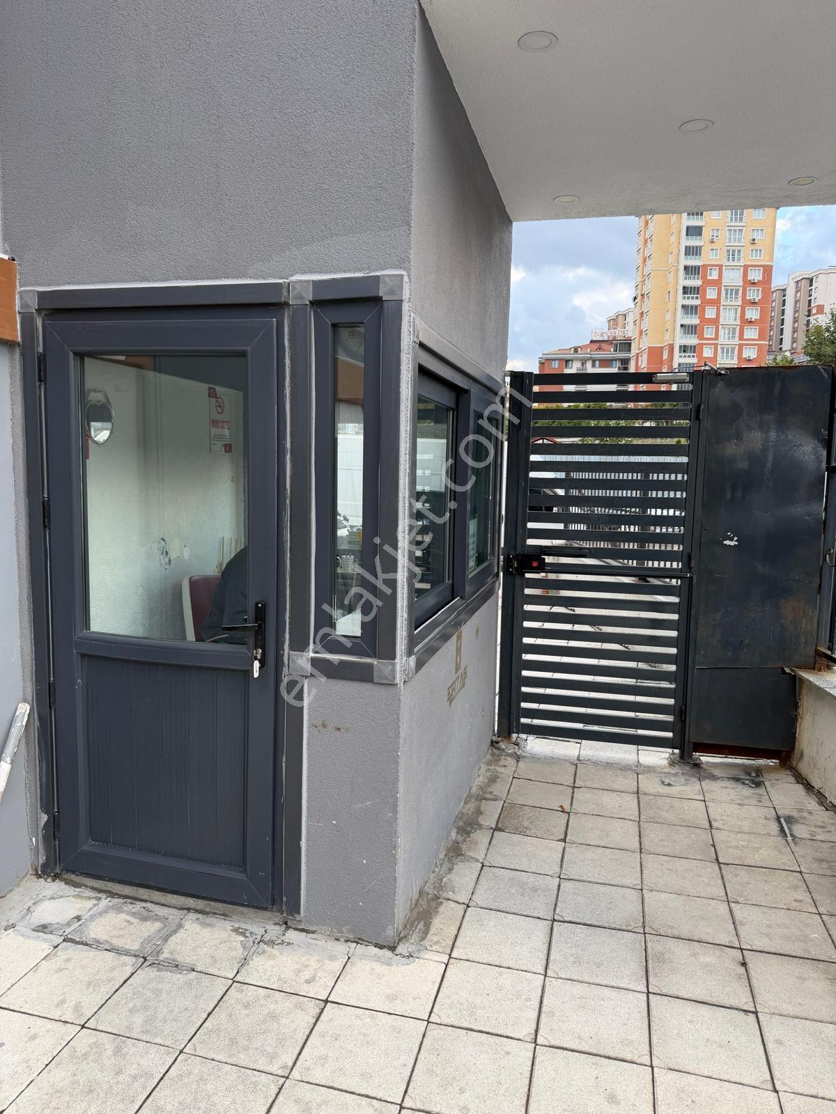 Safir Konakları Mahmutbey Metro Yanında 3+1 200 M2 Satılık Daire — fotoğraf 26